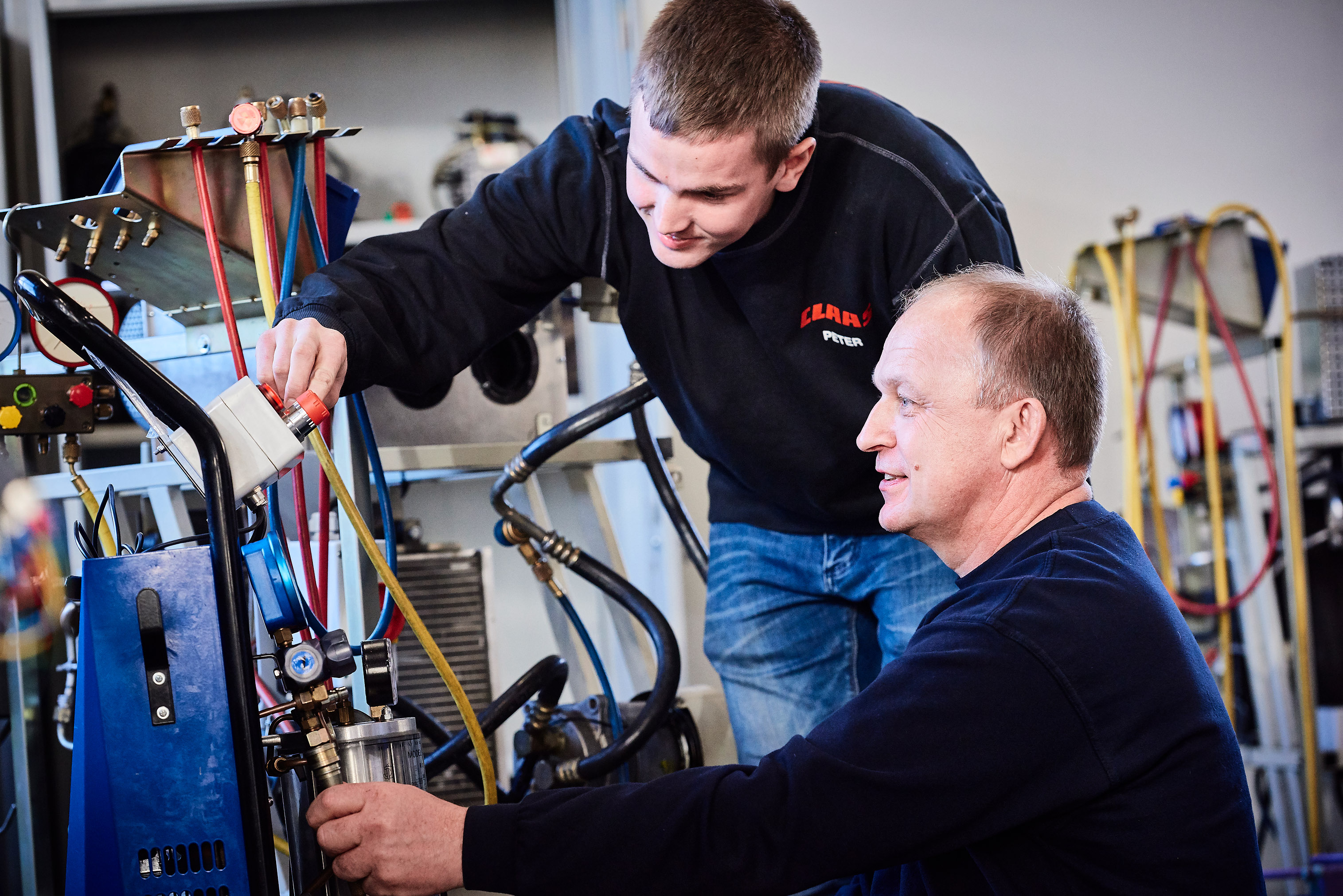 Elever på VEU / AMU kursus i aircondition på entreprenør- og landbrugsmaskinuddannelsen