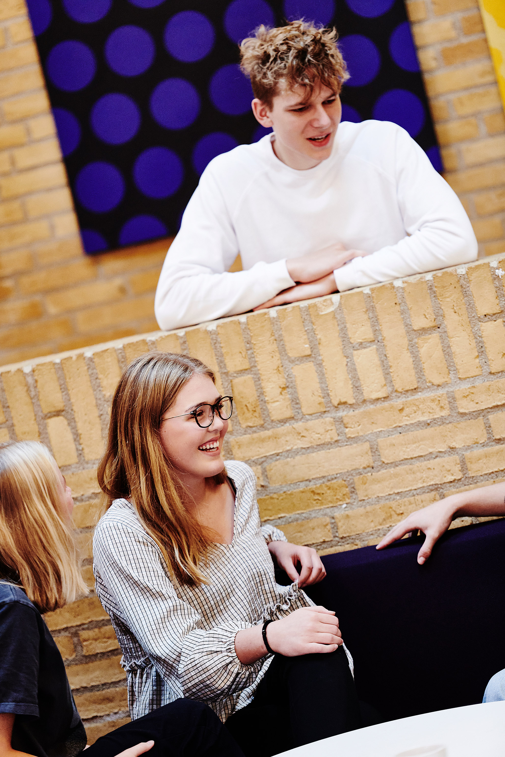 HHX elever fra Hobro hygger i studiemiljøet