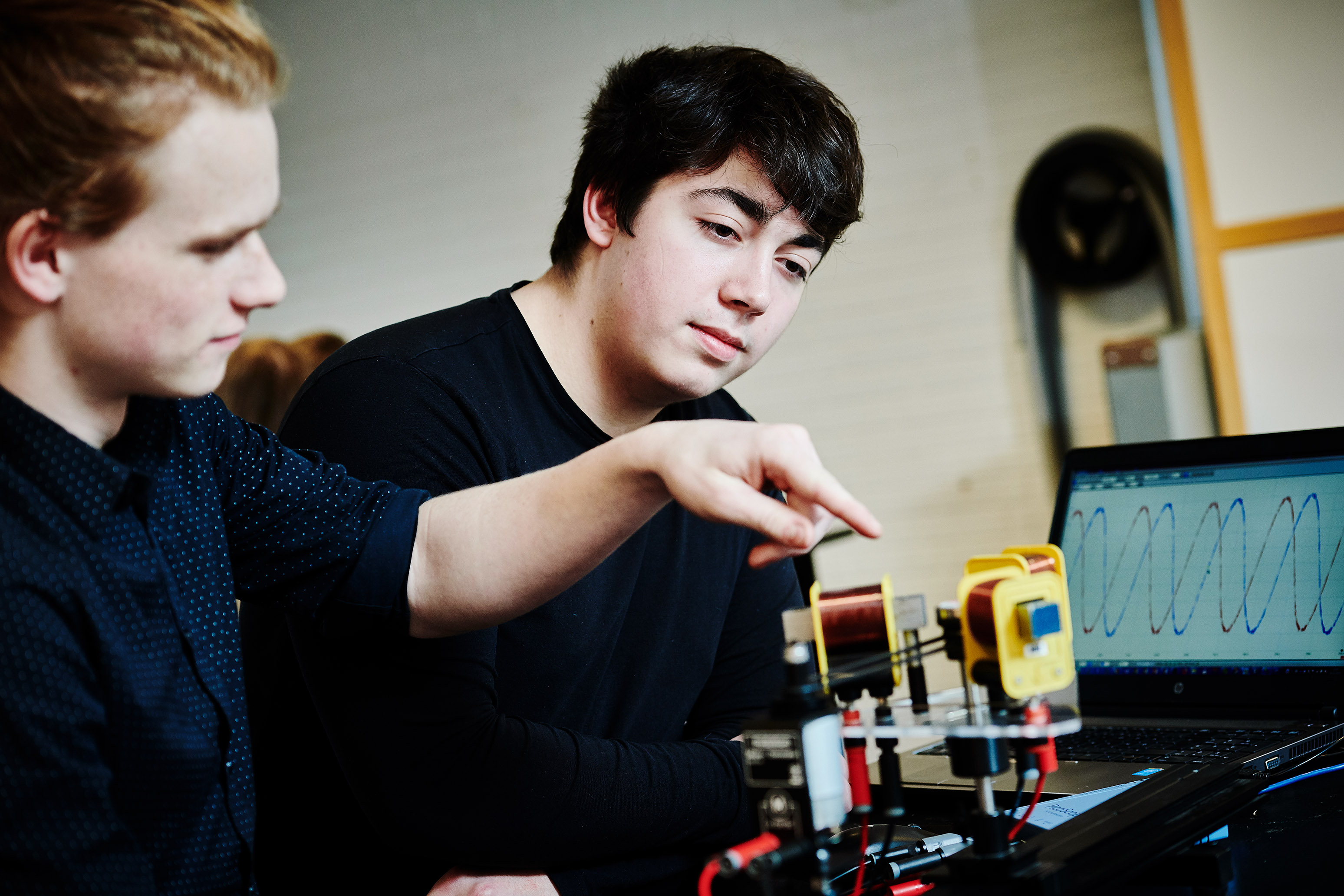 HTX elever i Aars i gang med forsøg