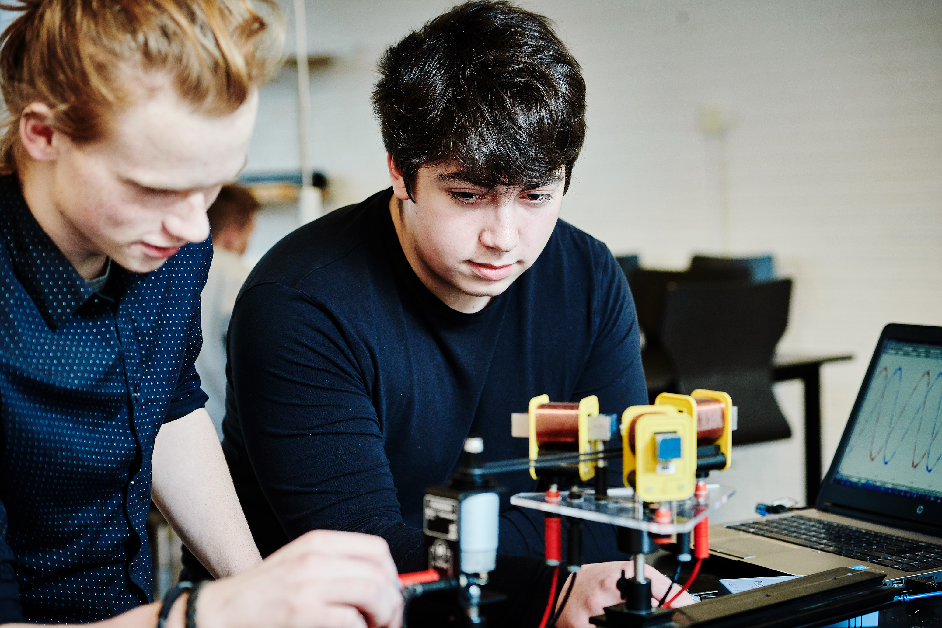 HTX elever i Aars i gang med forsøg