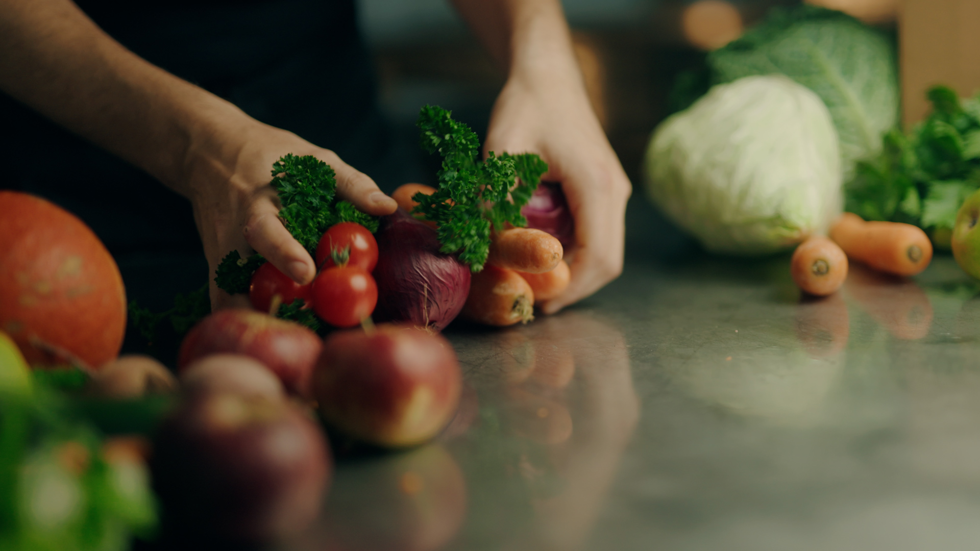 V4.0.00 00 04 05.Still004