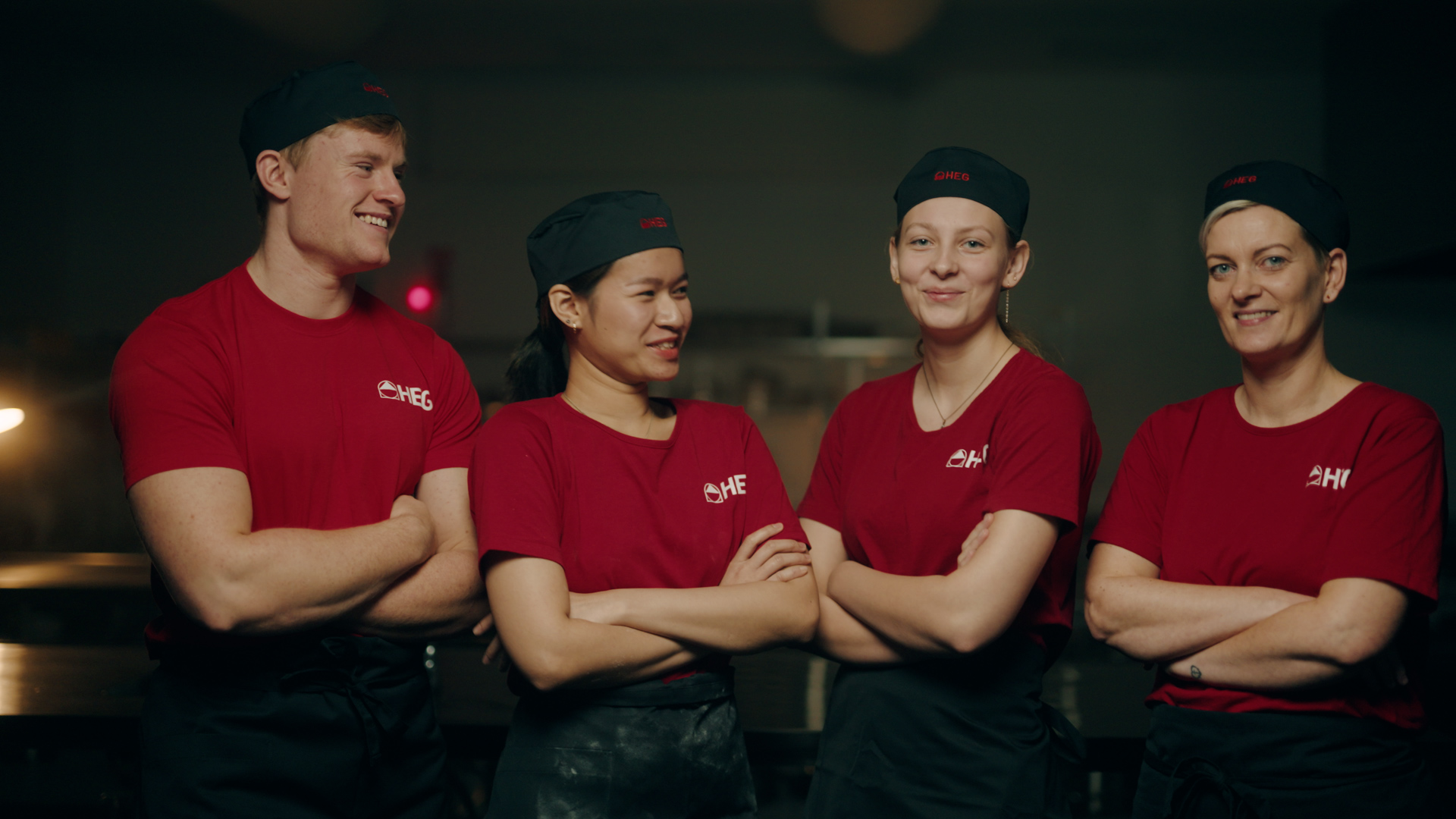 V4.0.00 00 23 04.Still034